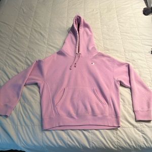 Women’s champion hoodie.